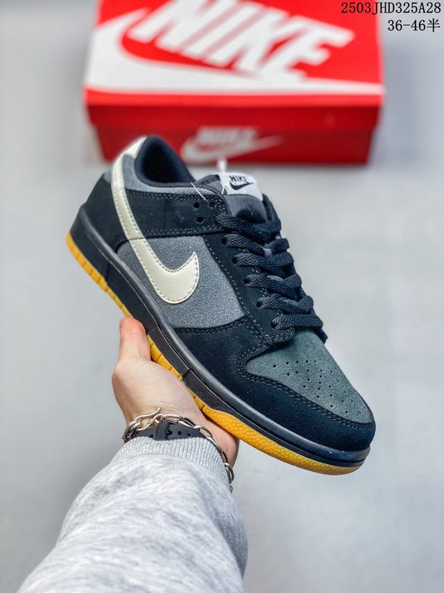 170！ 耐克Nike Sb Dunk Low Sb 黑灰系列扣篮系列复古低帮休闲运动滑板板鞋。采用脚感柔软舒适Zoomair气垫，有效吸 收滑板等极限运动在落