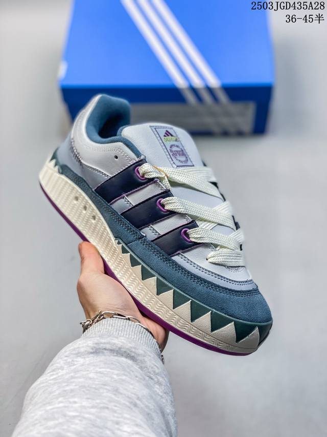160 公司级Adidas Adimatic Low 马蒂奇系列低帮 复古鲨鱼面包鞋运动休闲滑板板鞋 整个鞋面由色彩艳丽的麂皮制成 搭配品牌标志性大尺寸三条纹