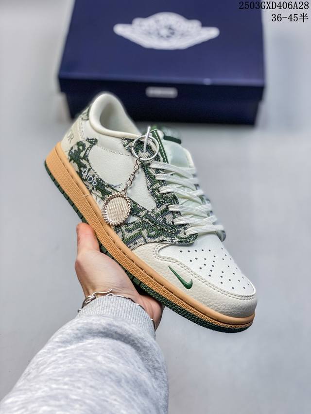 310 海外爆款限量发售！Travis Scott X Fragment Design X Jordan Air Jordan 1 Low Og Sp “迪奥联