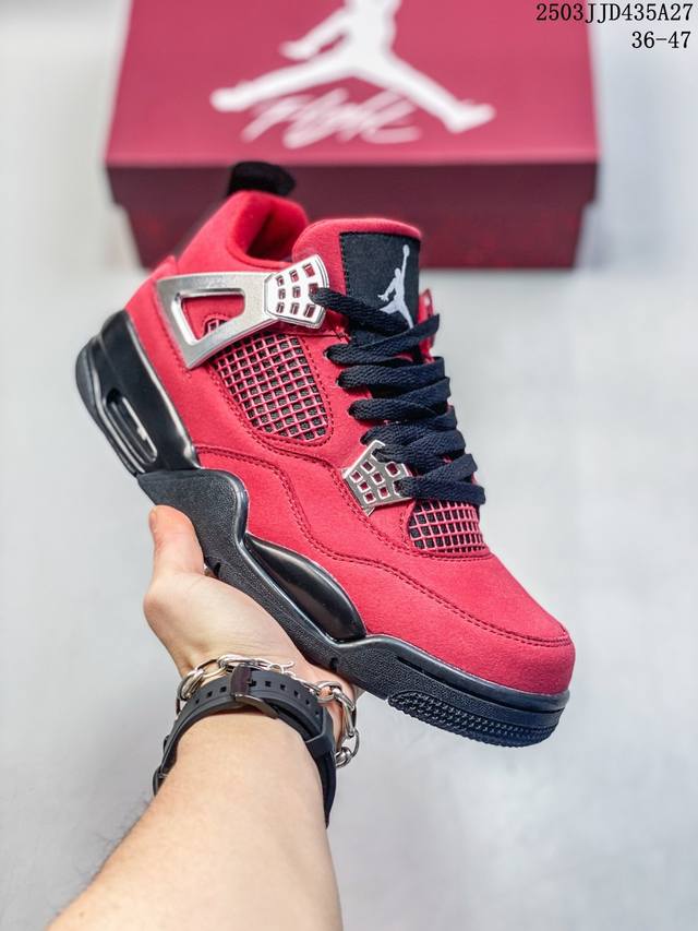 140 jordan Air Jordan 4 "Pine Green"名款 Aj4 乔丹4代 Aj4 乔4 乔丹篮球鞋系列 本次联名鞋款维持Airjordan