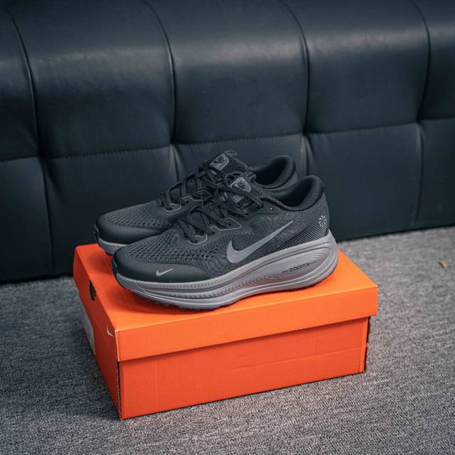 230 核心私 nike Air Zoom Vomero 18X 全新科技提前原鞋开发 运动跑鞋 区别市面真标版本 必定是官方强力主推款式，真正的Zoom缓震科