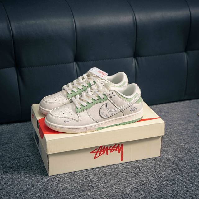 260 核心私 nike Dunk 全套原楦原模倾力打造完美版型 独家原厂航空铝磨具打磨大底 鞋头坡度极致还原 无解鞋型 原盒原配 圈内天花板工艺 原厂冲刀 超
