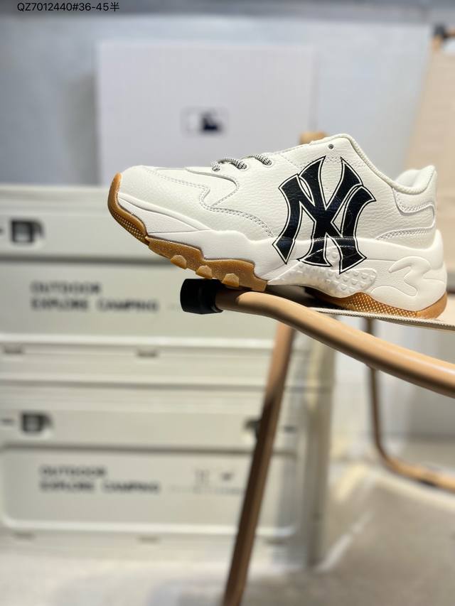 170 mlb Bigball Chunky Curve 人气单品 轻量增高厚底百搭休闲运动慢跑鞋高级街头休閒品牌Mlb公开了新推出的Chunky Liner系