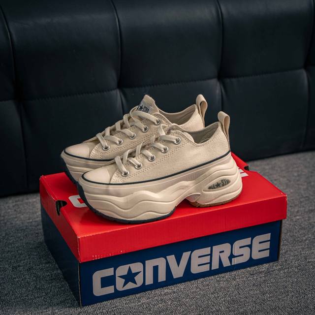 210 核心私 converse匡威日系 正确大底Surgetrainer React2.0 复刻大厚底 轻量化升級摆脱重量负担的大厚底完全是夸张复古厚底像是注