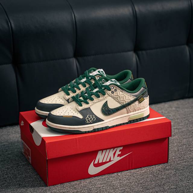 340 核心私 nike Dunk 全套原楦原模倾力打造完美版型 独家原厂航空铝磨具打磨大底 鞋头坡度极致还原 无解鞋型 原盒原配 圈内天花板工艺 原厂冲刀 超