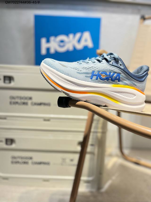 180 hoka One One Bondi 9.0 余文乐同款 新款缓震跑鞋 万众期待的Bondi系列终于迎来了更新，作为Hoka缓震跑鞋的杠把子，Bondi