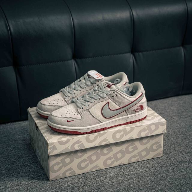 290 核心私 nike Dunk 全套原楦原模倾力打造完美版型 独家原厂航空铝磨具打磨大底 鞋头坡度极致还原 无解鞋型 原盒原配 圈内天花板工艺 原厂冲刀 超