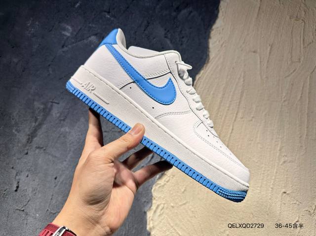 170 耐克Nike Air Force 1“07空军一号低帮百搭休闲运动板鞋。柔软、弹性十足的缓震性能和出色的中底设计，横跨复古与现代的外型结合，造就出风靡全