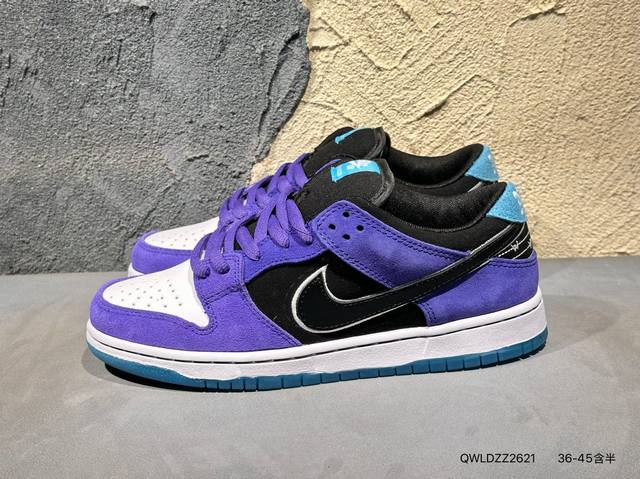 160 #新品上市实拍 nike Dunk Low「What The Ducks」由Nike与新成立的Division St.合作，在设计师Tinker Hat