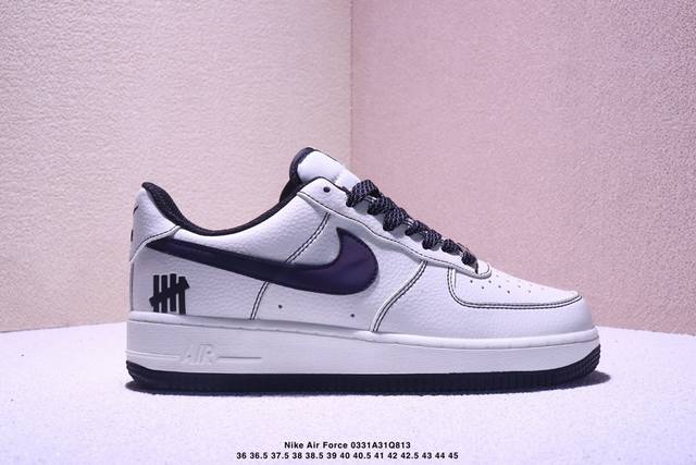 真标耐克Nike Air Force 1’07 Lx空军一号低帮百搭休闲运动板鞋。柔软、弹性十足的缓震性能和出色的中底设计，横跨复古与现代的外型结合，造就出风靡