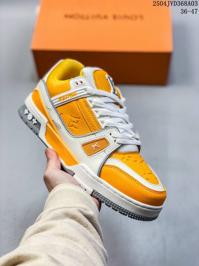 全新Lv路易威登Louis Vuitton Trainer Sneaker Low休闲运动文化百搭板鞋 尺码：见图 编码：04Jvd368A03