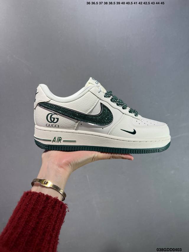 公司级Nike Air Force 1 ‘07 Low “联名”空军一号 低帮 运动鞋 休闲鞋 折边针车 工艺难度大 原楦头原纸板 原装鞋盒 定制五金配件 内置