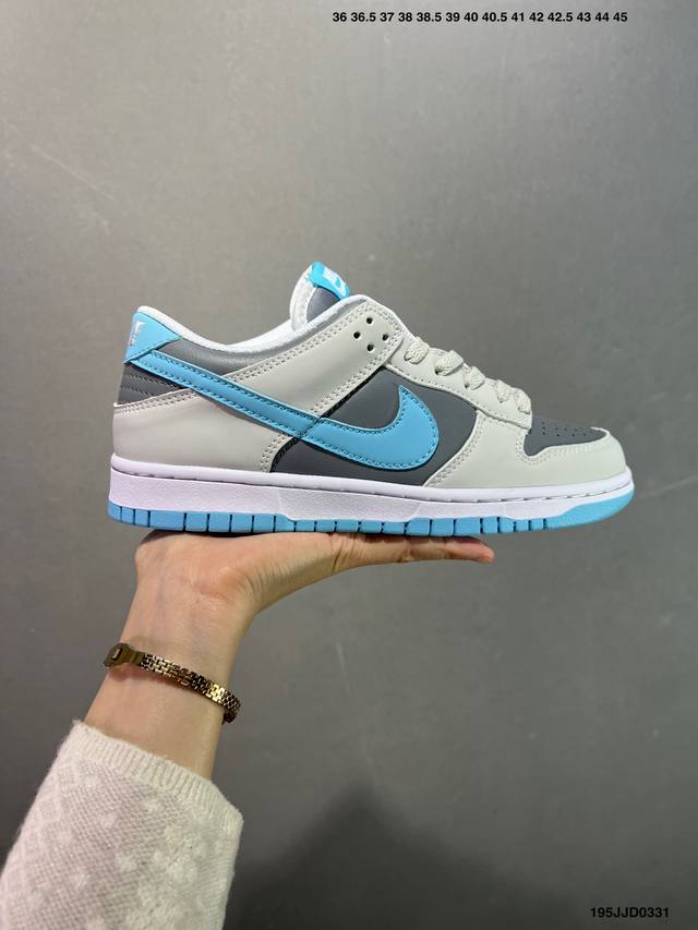 耐克Nike Dunk Low 扣篮系列 复古低帮休闲运动滑板板鞋 采用脚感柔软舒适Zoomair气垫 有效吸收滑板等极限运动在落地时带来的冲击力 为街头运动者