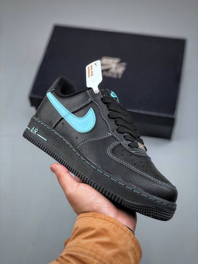 今日福利款 Nike Air Force 1 Low 黑蓝 原楦头原纸板 打造纯正空军版型专注外贸渠道 全掌内置蜂窝气垫 原盒配件 原厂中底钢印、拉帮完美 官方