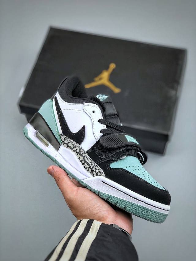 Nike Air Jordan Legacy 312 Low 白黑绿乔丹最强三合一混合版 性价比天花板有着交错结合的设计，它的名字就展现出它所包含的鞋款元素，3