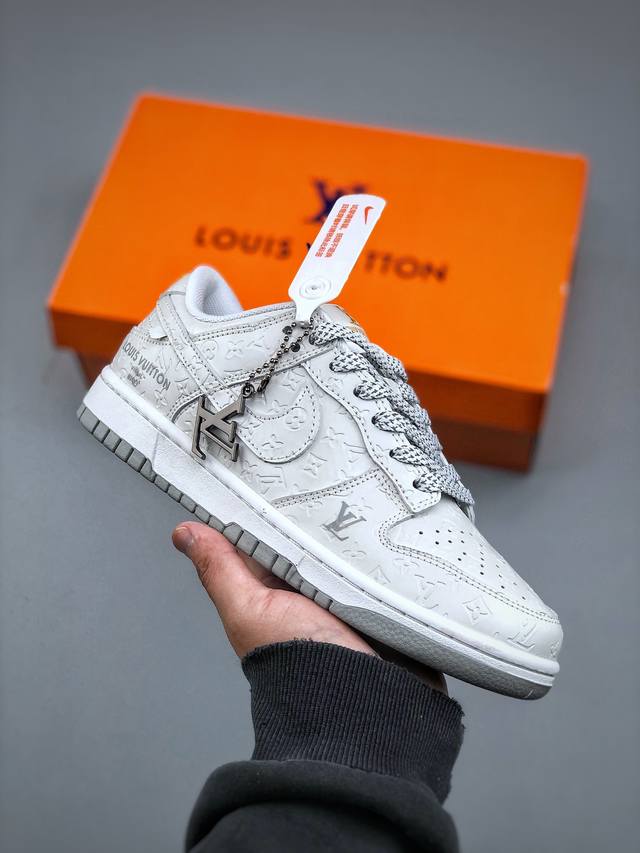 Nike Sb Dunk Low Lv联名 灰白暗印花 周年高端定制 低帮休闲板鞋 Xx3168-140 #定制鞋盒 大厂纯原品质出货 超高清洁度 皮料切割干净