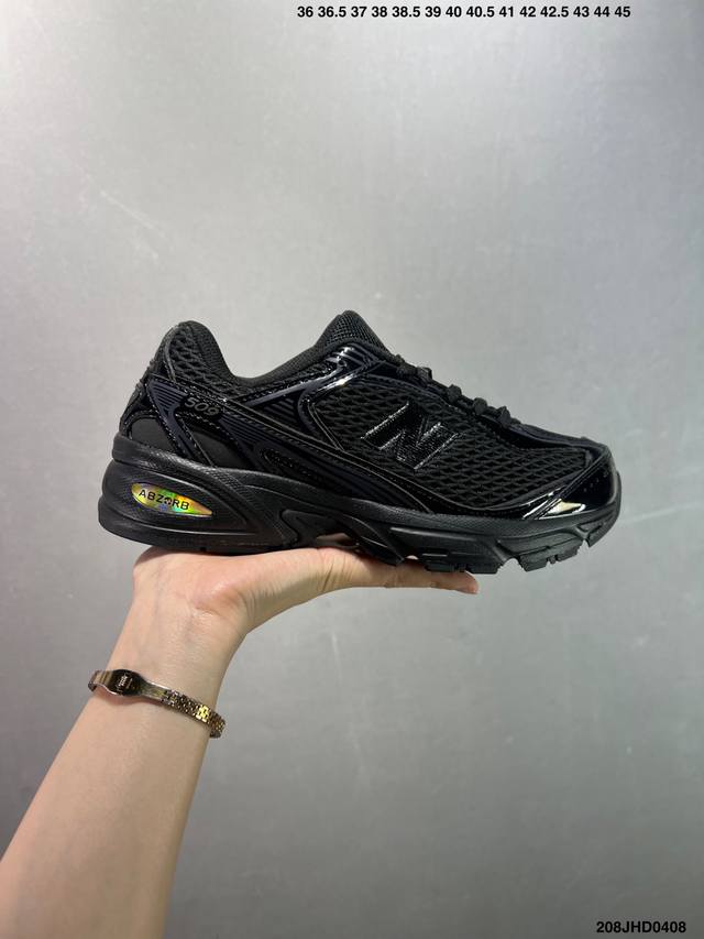New Balance 推出了全新鞋款。这次复刻的 U509 是基于他们经典档案中的 Nb509 跑鞋，赋予其全新的现代设计。虽然保留了原有的轮廓，但也根据当下