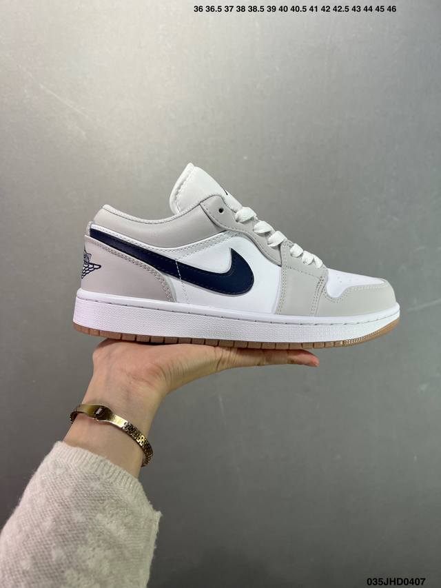 公司级Air Jordan 1 Low Aj1乔1低帮休闲板鞋 同步官方配色 市场唯一独家头层皮打造 原鞋原档案开发 原厂皮料 原档冲孔鞋头 正确满胶鞋垫 四线