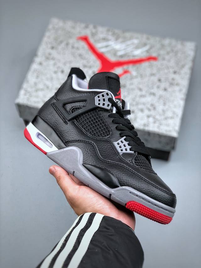 Air Jordan 4 Retro Bred Reimagined Aj4 乔4黑红 Fv5029-006 #鞋身采用黑色为主色调，搭配水泥灰色细节点缀，整体