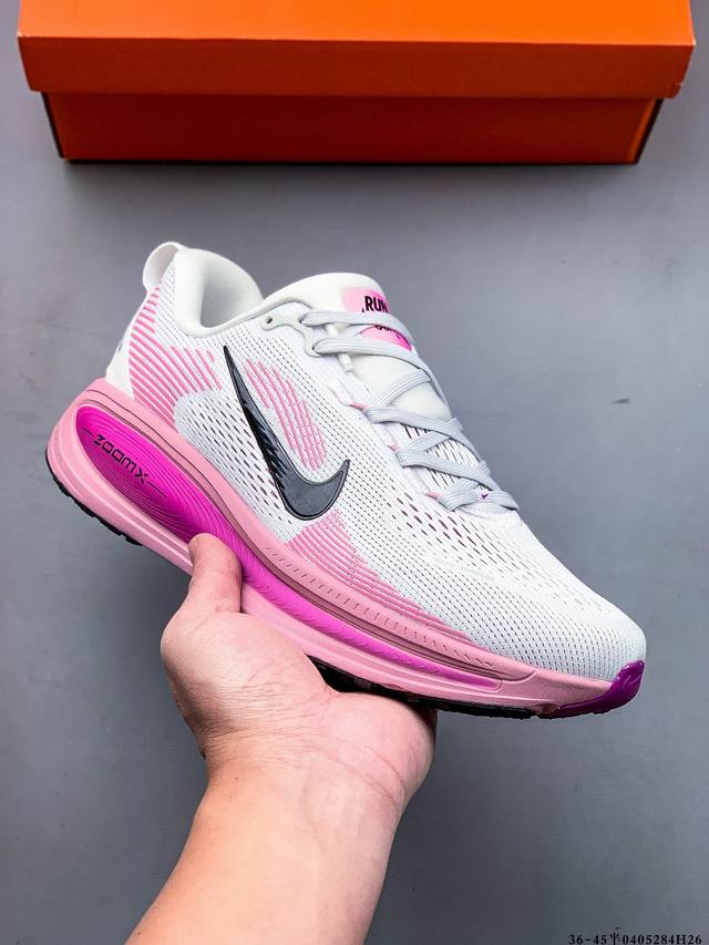 集图 Nike Air Zoom Vomero 18 缓震透气休闲慢跑鞋 新版Vomero结合全新Zoomx和Reactx泡绵 提供双重缓震效果 铸就非凡迈步体