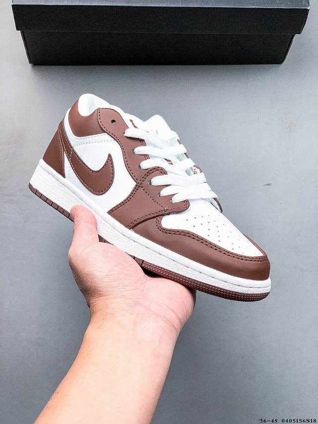 耐克Nike Air Jordan Low 1 乔1低帮经典休闲板鞋 0405156S18