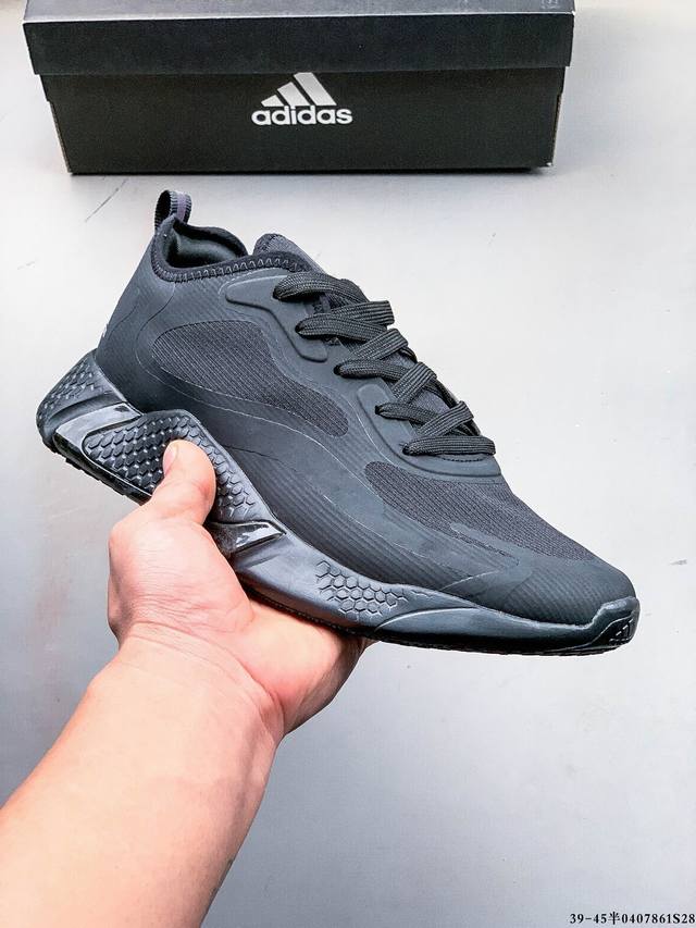Adidas Alphabounce Instinct Ft Cny联名款官方上市，阿尔法新9代，原厂梭织4D鞋面春夏皆宜，马牌大底伴你舒适训练或健身，原盒市售