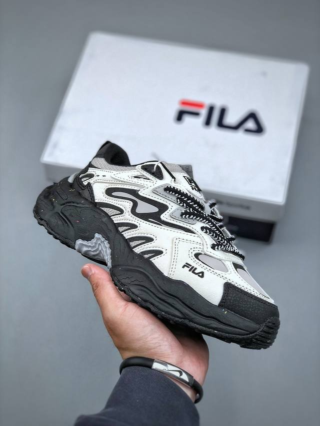 斐乐Fila Fern蕨草系列老爹风增高复古中性休闲运动慢跑鞋 升级原楦原纸版数据开发版型 采用环保太空革拼接斜纹网眼布鞋面材质 独立发泡Eva中底+耐磨橡胶外