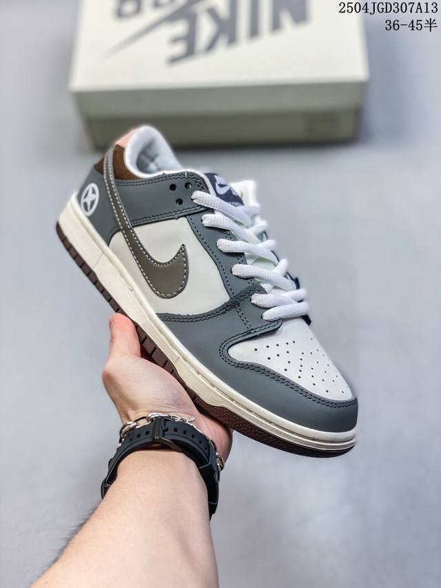 耐克 Nike Sb Dunk Low Pro 男女同款运动鞋复古板鞋，尽情迈步，彰显个性风采。采用柔软皮革鞋面，经久耐穿，塑就如元年款 Dunk 般的复古质感