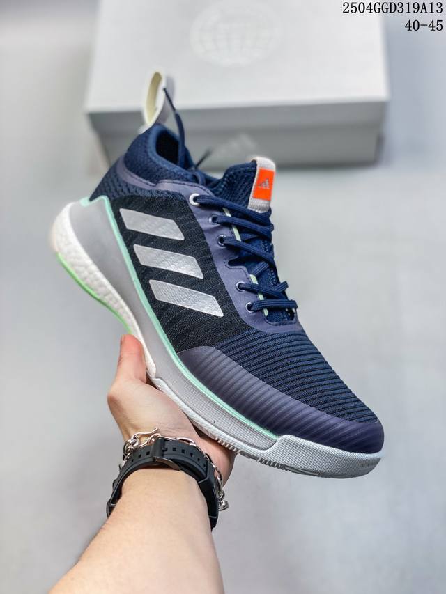 公司级Adidas Crazyflight Mid 减震防滑 中帮 阿迪达斯 训练鞋 推出可提升室内球场表现的跳高鞋 中切设计增加脚踝支撑 采用透气网眼鞋面 弹
