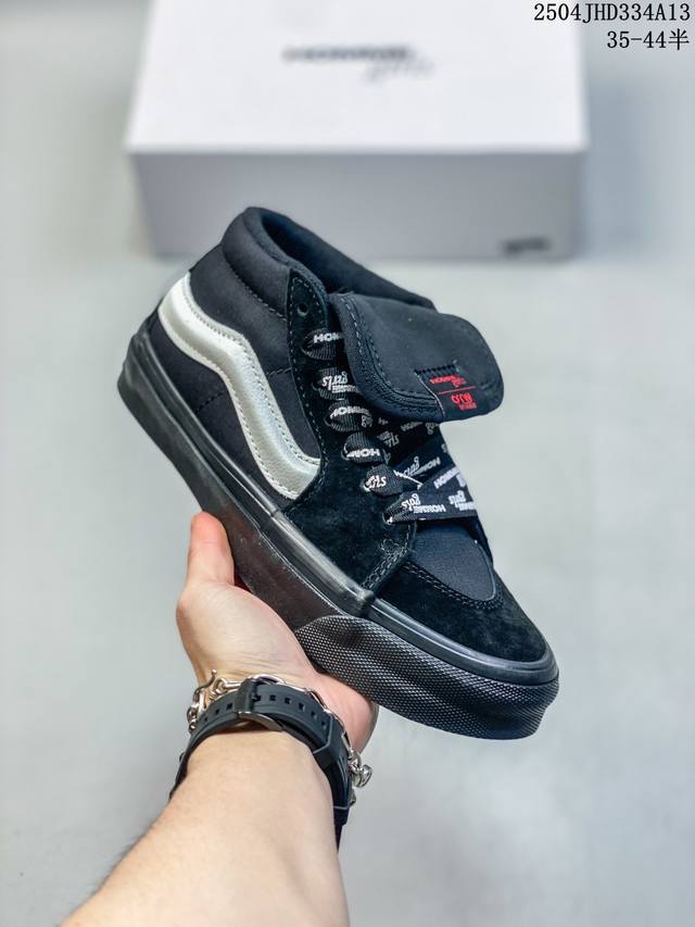 新款发售Vans Otw携手Hommegirls最新联名即将来袭Vans X Hommegirls Sk8-Mid 时尚百搭黑色中帮男女同款黑色板鞋 Vans