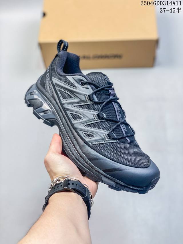 公司级Salomon Xa Pro Xt-6 Expanse萨洛蒙户外越野跑鞋 鞋面采用Sensifit贴合技术 全方位贴合包裹脚型 鞋跟部鞋底牵引设计 提供强
