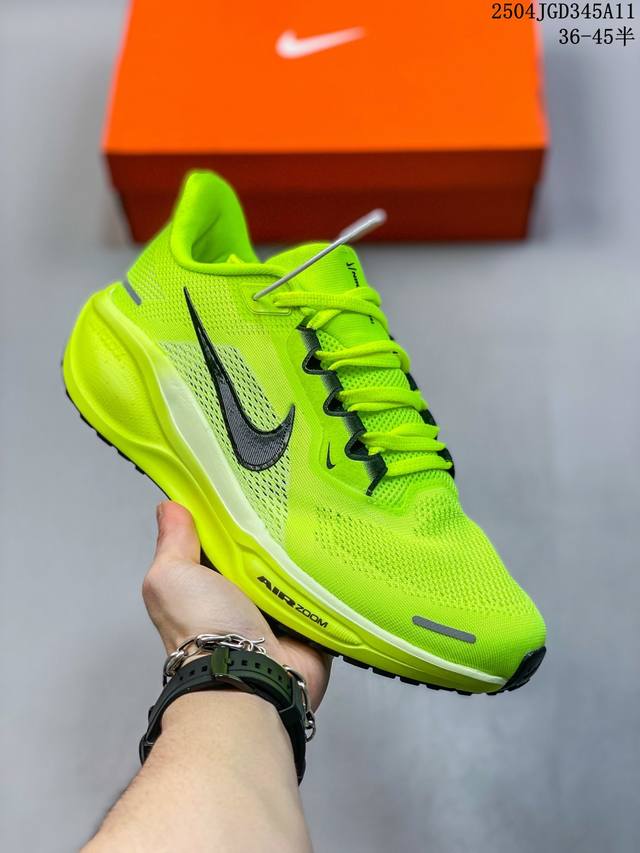 36-45半码 Nike 飞马新鞋 触感柔软，质感升级！随着“耐克 蓝图 系列”在巴黎的盛大发布，全新一代 登月41代 Nike Pegasus 41也正式登场