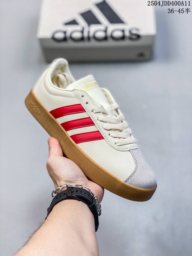 Adidas Neo Vl Court 2.0 百搭单品 绒面麂皮防滑耐磨轻便低帮板鞋 整双鞋以传统的低帮呈现的清新造型 鞋头优先头层反毛皮 包裹保证优秀质感的