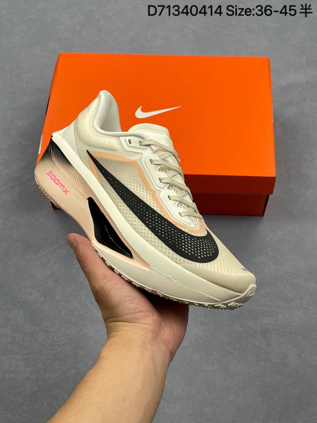 公司级Nk Zoomfly 6超轻跑步鞋 React 泡棉轻盈跑步鞋 公司级 中底采用React技术 轻盈耐穿泡绵打造 跑步体验非常舒适 这款鞋相较于之前的 Z