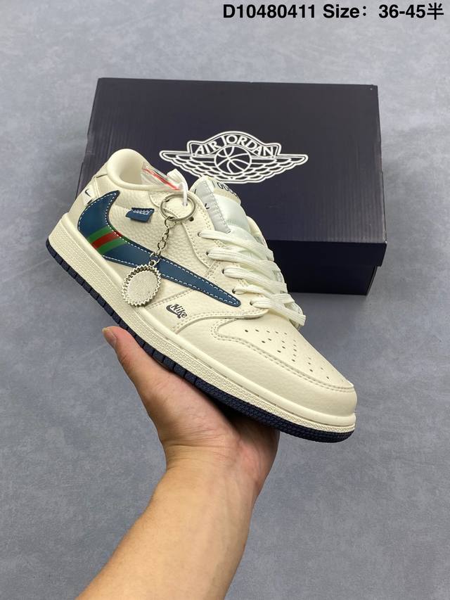 Air Jordan 1 Low Og Sp 联名款 乔丹1代低帮板鞋 Ts刺绣 Diy定制 倒勾限定 牛皮材质 公司级 真标带半码 Size:36-45半 D