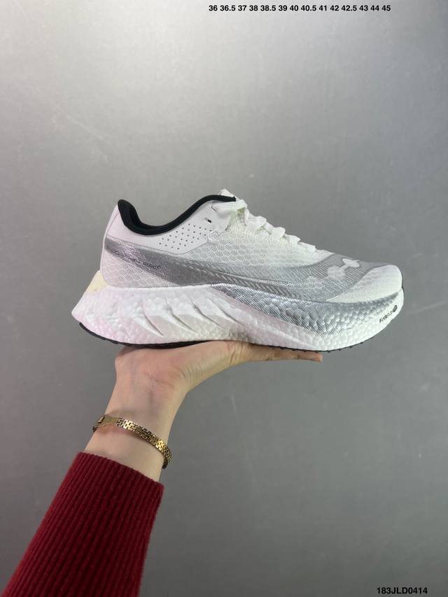 公司级慢跑鞋中的劳斯莱斯 Saucony Endorphin Speed 索康尼啡速4代舒适织物低帮训练跑步鞋 尼龙板厚底竞速训练鞋 #原数据开发纸版楦型 #采