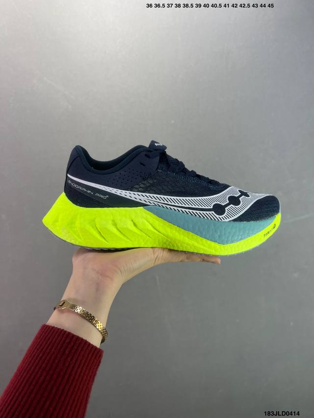 公司级慢跑鞋中的劳斯莱斯 Saucony Endorphin Speed 索康尼啡速4代舒适织物低帮训练跑步鞋 尼龙板厚底竞速训练鞋 #原数据开发纸版楦型 #采
