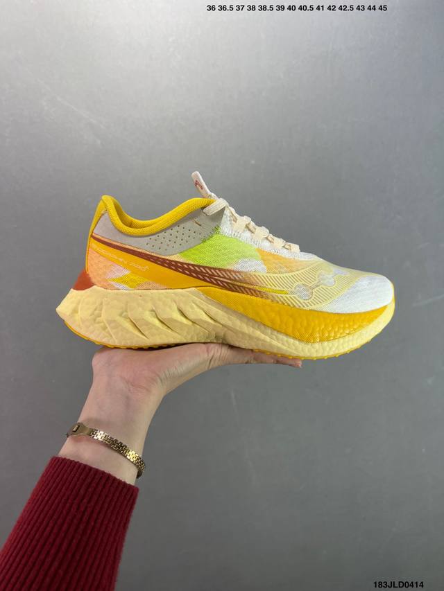 公司级慢跑鞋中的劳斯莱斯 Saucony Endorphin Speed 索康尼啡速4代舒适织物低帮训练跑步鞋 尼龙板厚底竞速训练鞋 #原数据开发纸版楦型 #采