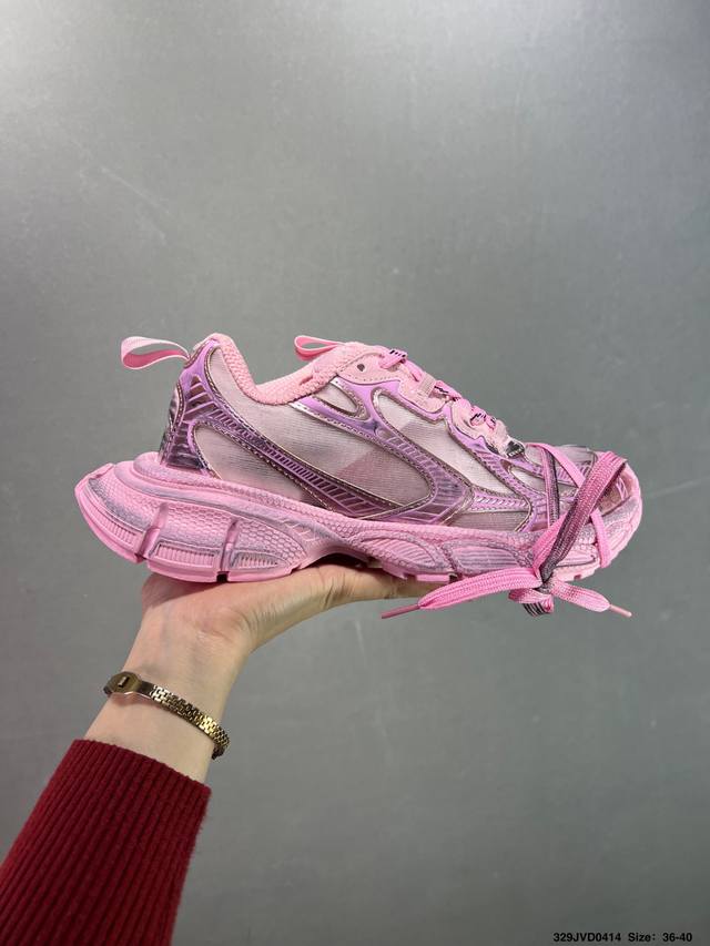 公司级Balenciaga 巴黎世家 采用环保再生超纤革与网眼织物鞋面材质 原鞋一致重度做旧效果 ，全原装Eva环保去臭环型鞋垫，全新开发5层私模,搭载轻量发泡