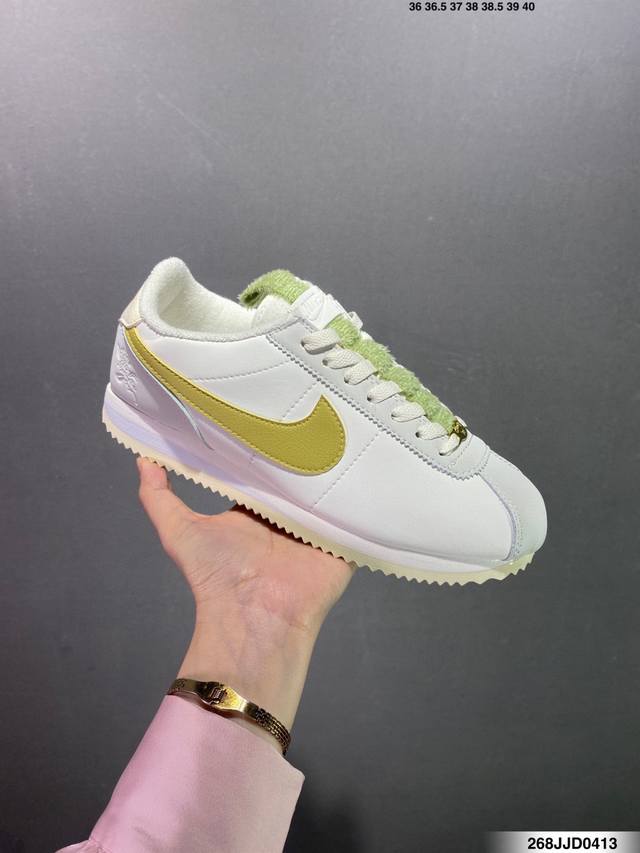 Nike Classic Cortez 耐克经典轻便舒适阿甘鞋休闲跑步鞋运动鞋 纯粹而执着的精神 使得Cortez种在了一代人的心里 无论是否喜欢它复古的鞋型