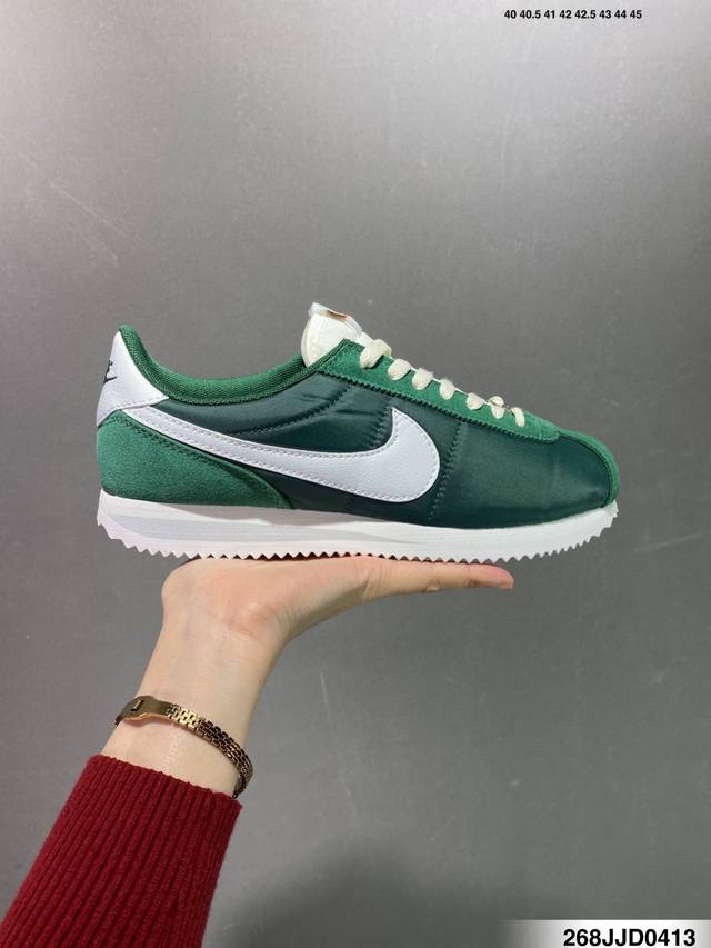 Nike Classic Cortez 耐克经典轻便舒适阿甘鞋休闲跑步鞋运动鞋 纯粹而执着的精神 使得Cortez种在了一代人的心里 无论是否喜欢它复古的鞋型