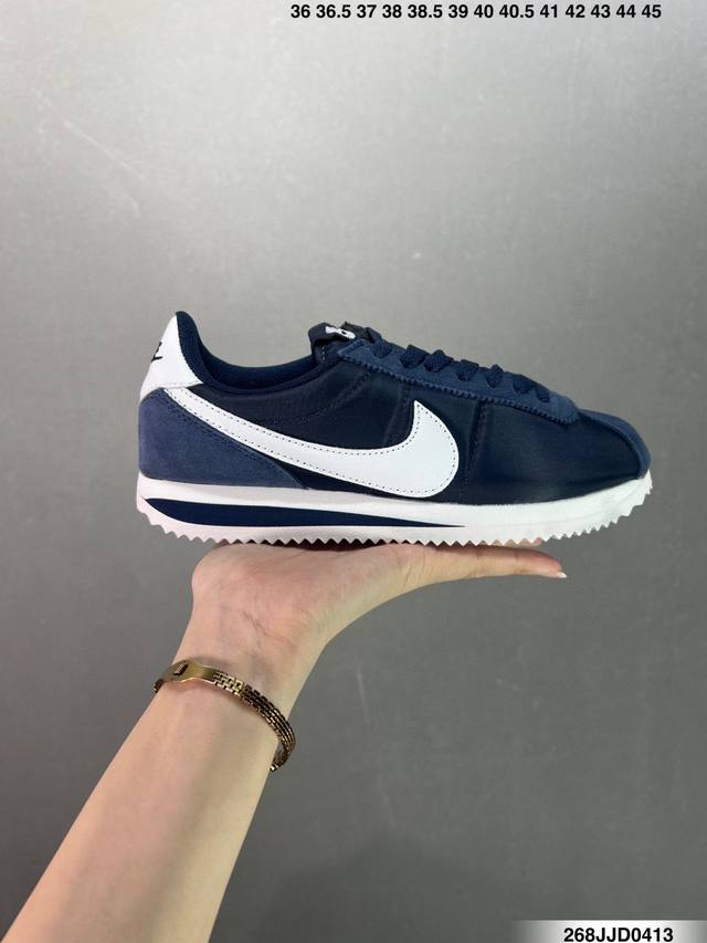 Nike Classic Cortez 耐克经典轻便舒适阿甘鞋休闲跑步鞋运动鞋 纯粹而执着的精神 使得Cortez种在了一代人的心里 无论是否喜欢它复古的鞋型