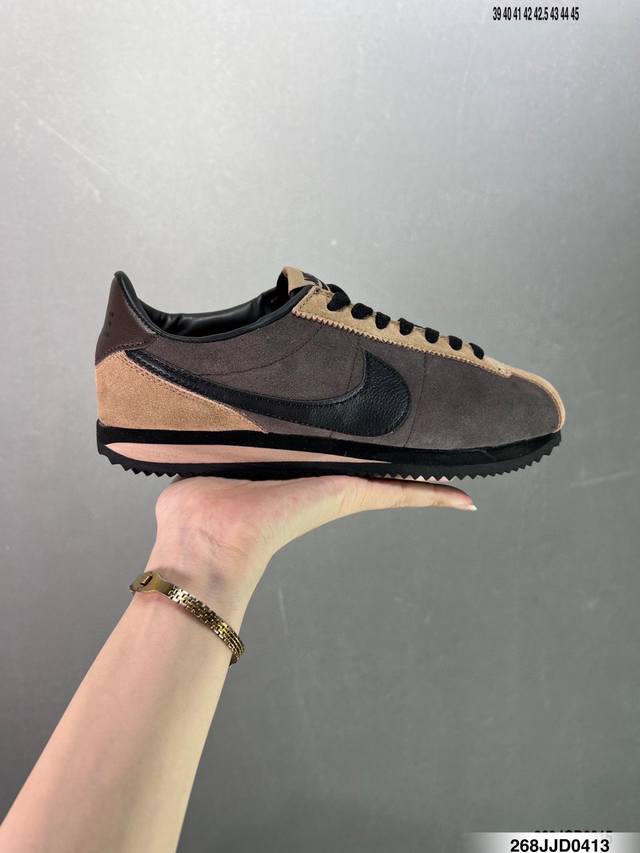 Nike Classic Cortez 耐克经典轻便舒适阿甘鞋休闲跑步鞋运动鞋 纯粹而执着的精神 使得Cortez种在了一代人的心里 无论是否喜欢它复古的鞋型