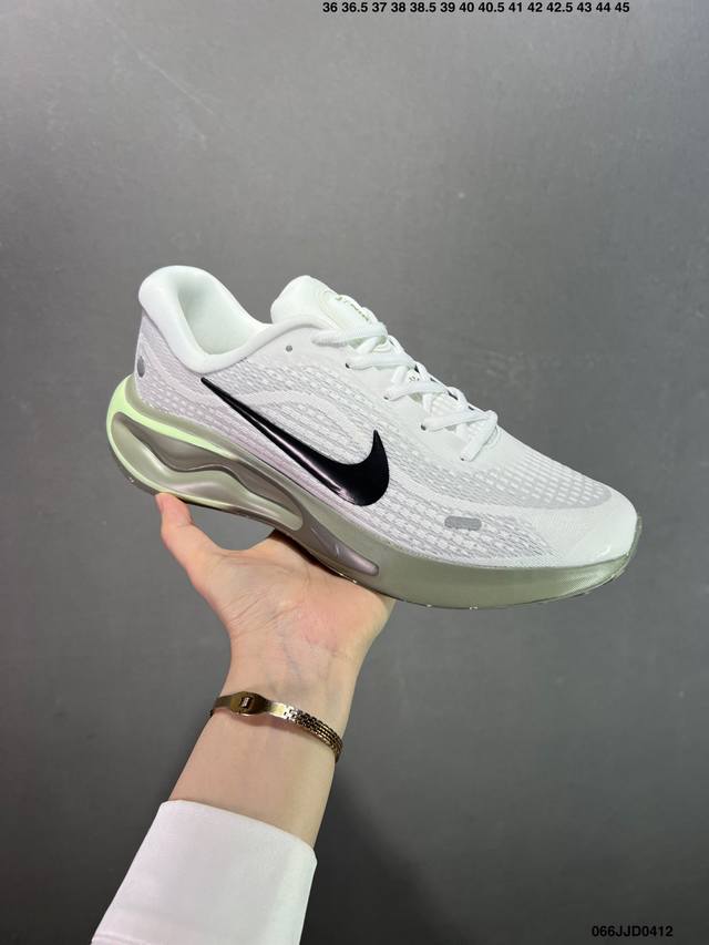 Nike Journey Run 轻量跑鞋 公司级Nike Journey Run 网布減震防滑抗冲击 低帮 短跑跑步鞋男女款 货号：Fn0228-100 货号