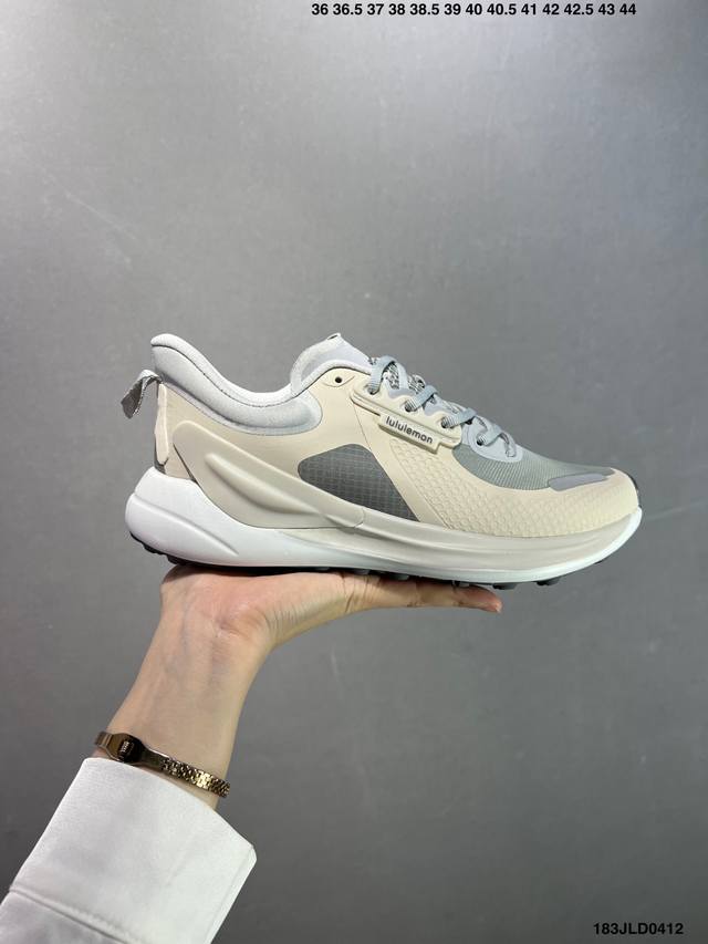 公司级Lululemon露露乐蒙 W Cityverse Sneaker 简约百搭 减震耐磨 低帮生活休闲鞋 尺码:36 36.5 37 38 38.5 39