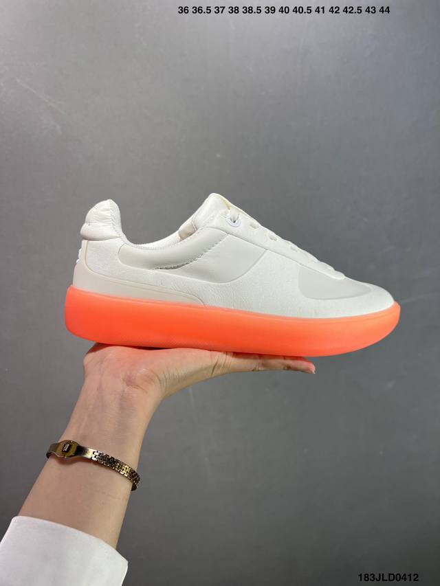 公司级Lululemon露露乐蒙 W Cityverse Sneaker 简约百搭 减震耐磨 低帮生活休闲鞋 尺码:36 36.5 37 38 38.5 39