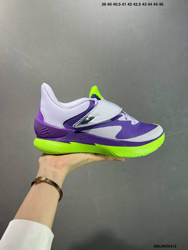 公司级Under Armour Curry Fox 1 Curry Fox 1 Hfd Pe Ua安德玛 福克斯狐狸一代柔软舒适减震防滑低帮篮球鞋 鞋款延用了