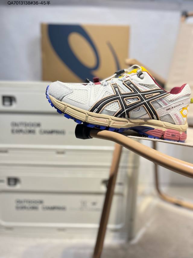 Asics Gel-Kahana 8 Fl亚瑟士经典跑鞋 如今机能风和户外风吹得正劲，便是主打“Urban Outdoor机能越野风格”，城市和户外场景都能轻松