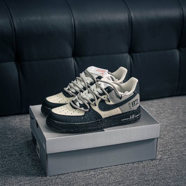 核心私 Air Force 1 原装级别 原楦头原纸板 打造纯正空军版型专注外贸渠道 全掌内置蜂窝气垫 原盒配件 原厂中底钢印、拉帮完美 货号：Xa7981 4