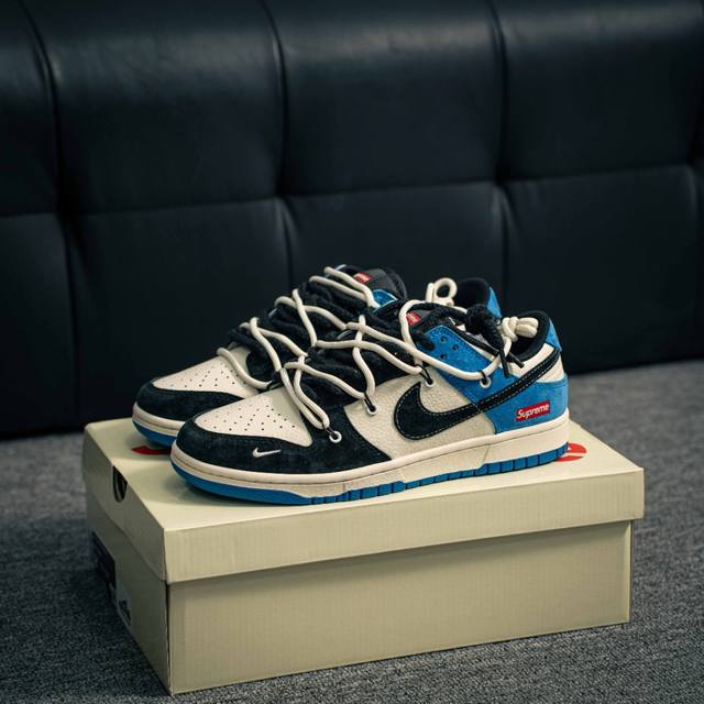核心私 Nike Dunk 全套原楦原模倾力打造完美版型 独家原厂航空铝磨具打磨大底 鞋头坡度极致还原 无解鞋型 原盒原配 圈内天花板工艺 原厂冲刀 超高清洁度